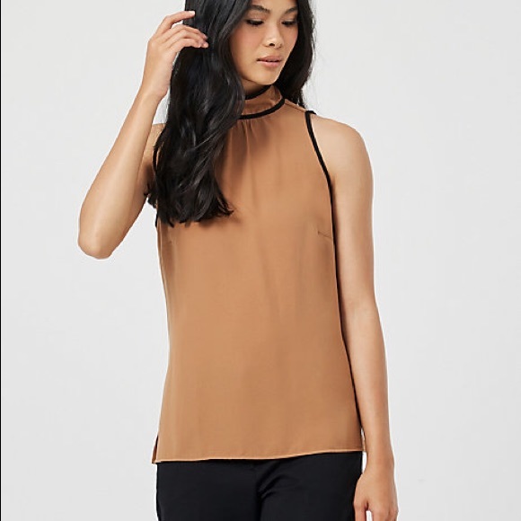 Mock neck blouse - Picture 1 of 6